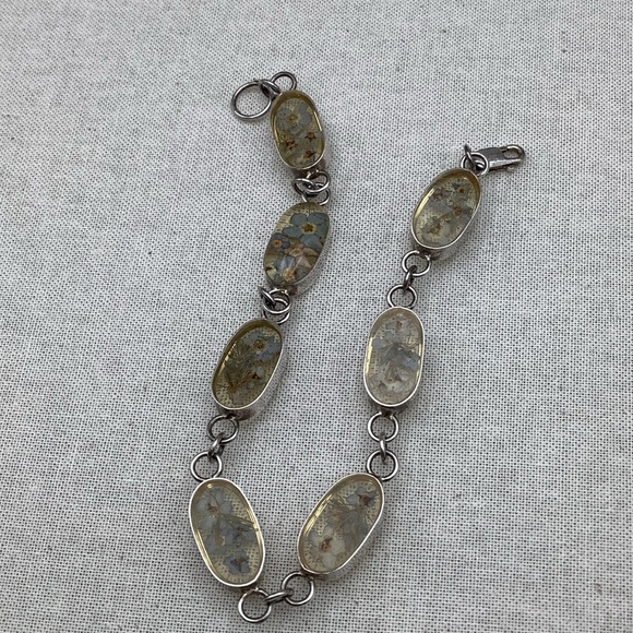 Vintage Lucite Artisan Floral Sterling  Silver Bracelet - Picture 4 of 6